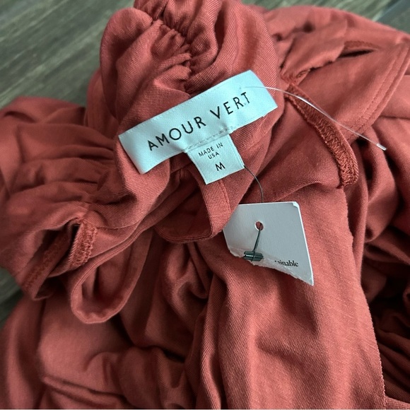 NWT Amour Vert Dream Knit Agnes Surplice Sleeveless Blouse in Mauve Sz M - Picture 6 of 6